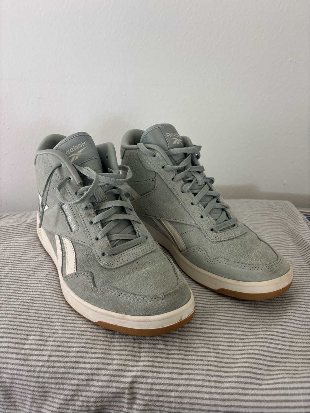 Reebok Women’s Suede High-Top Sneakers in Light Aqua Blue Size 8